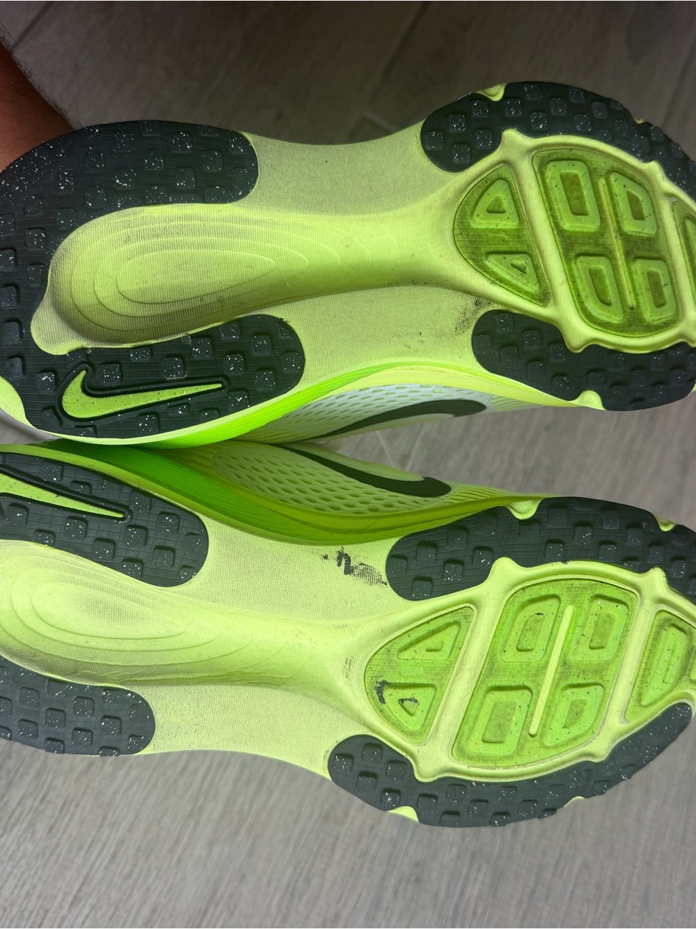 Nike Vomero 18 - Picture 7 of 7